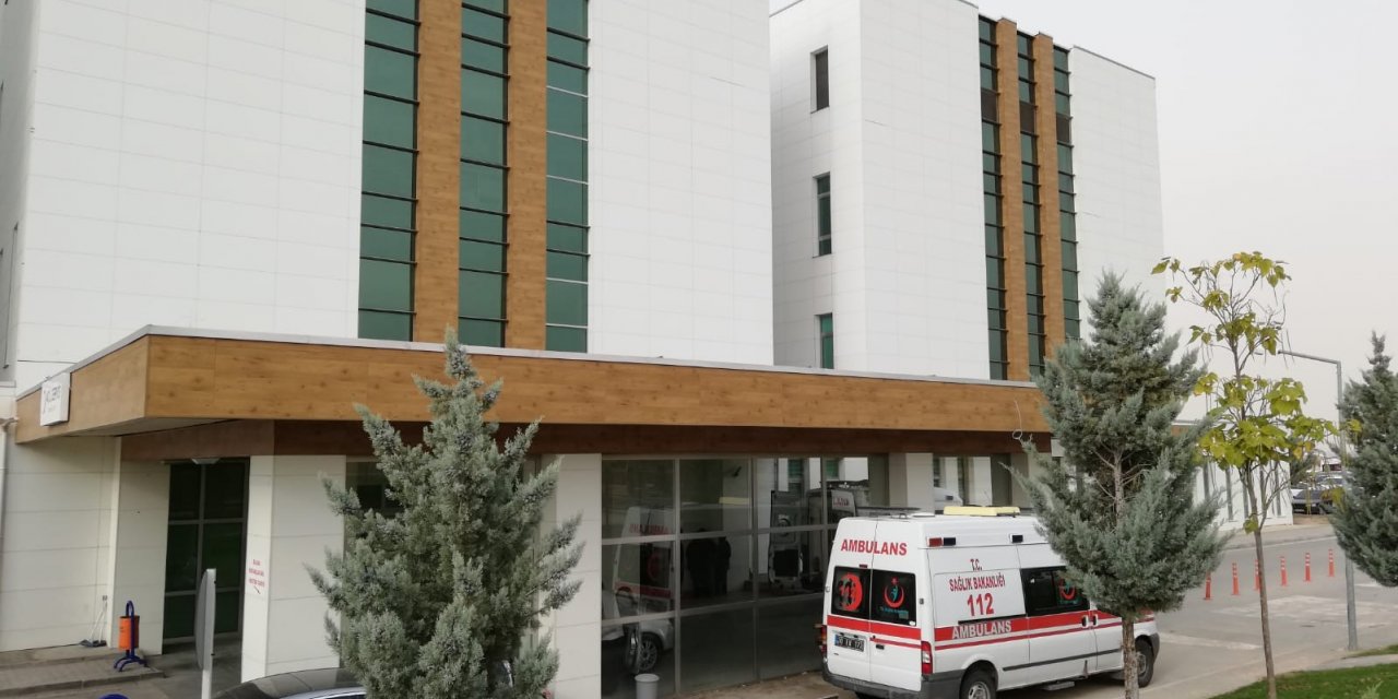 Evlerinde yaralı halde bulunan karı-koca hastanede tedavi altına alındı