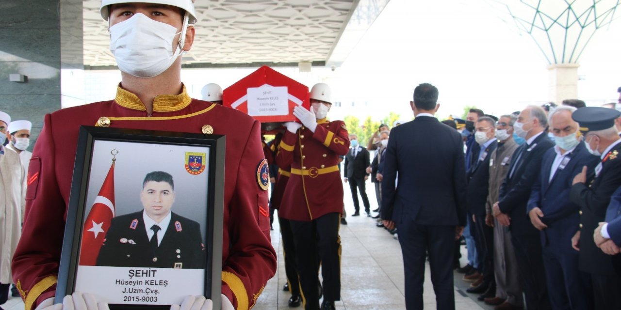 Şehit Jandarma Uzman Çavuş Hüseyin Keleş, son yolculuğuna uğurlandı