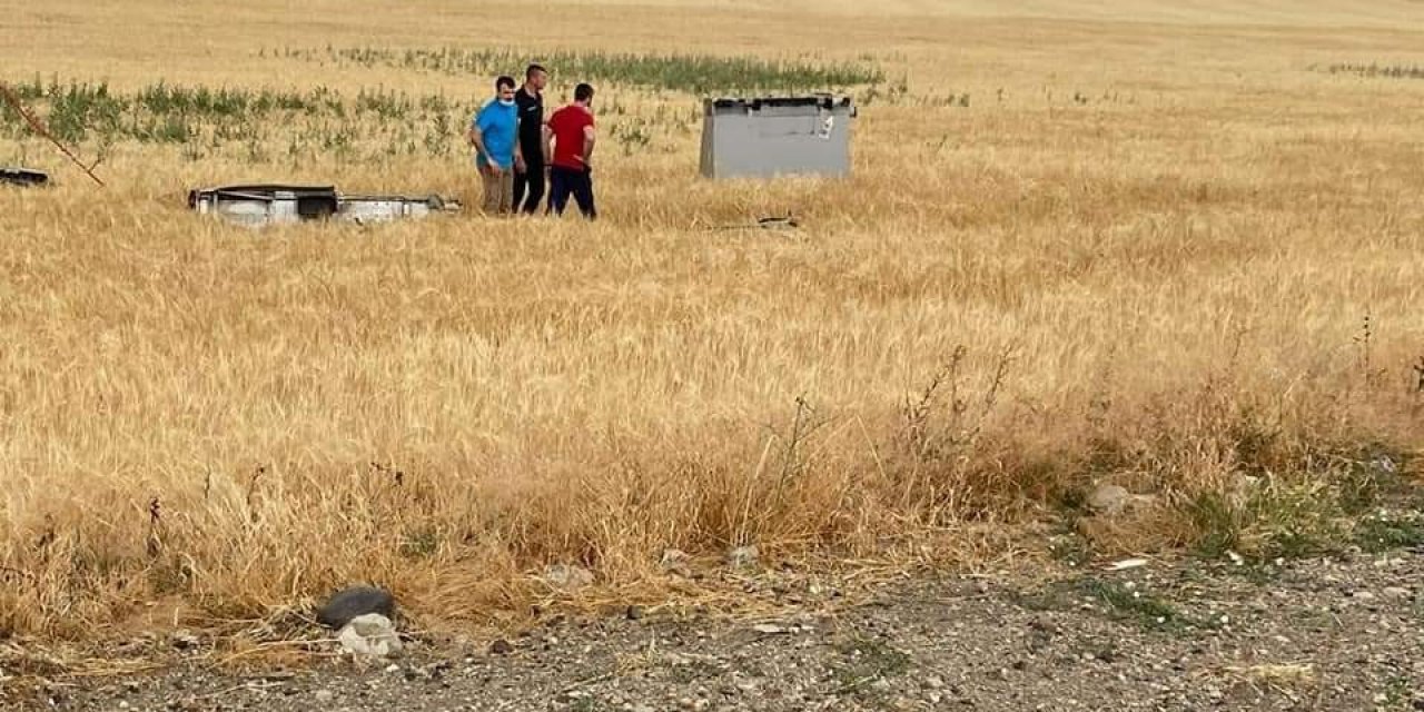 Ankara’da yangına giden itfaiye aracı devrildi: 1’i ağır 3 yaralı