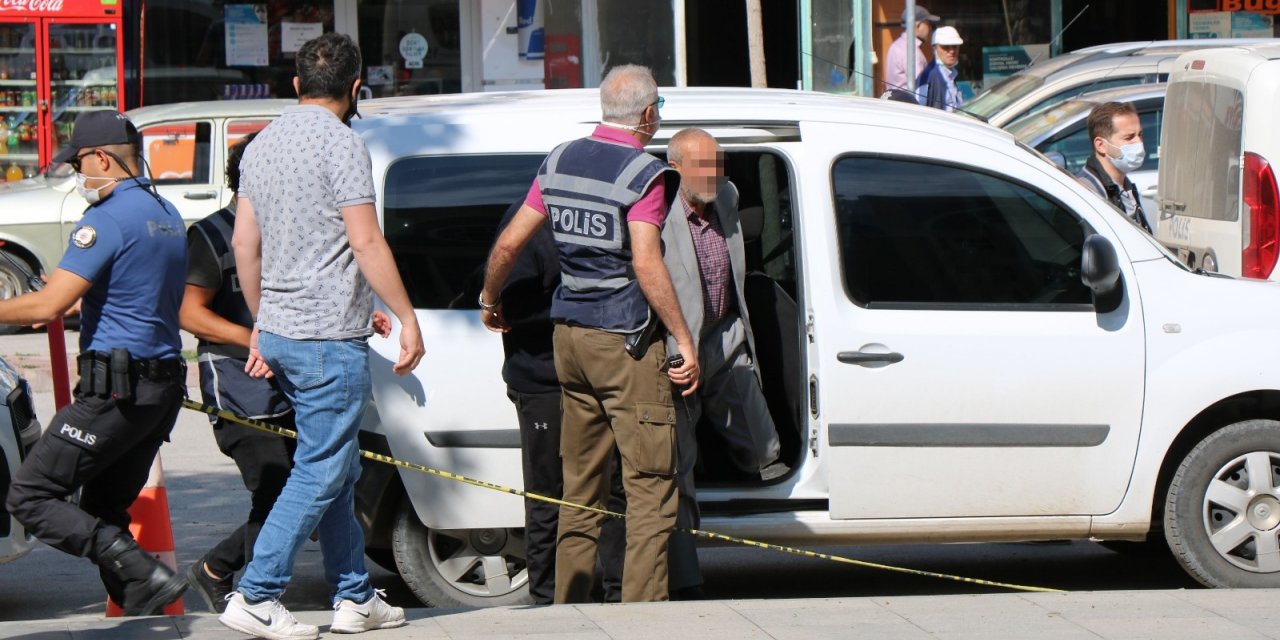 Bir cinayet araştırmasıyla 3 cinayet çözüldü