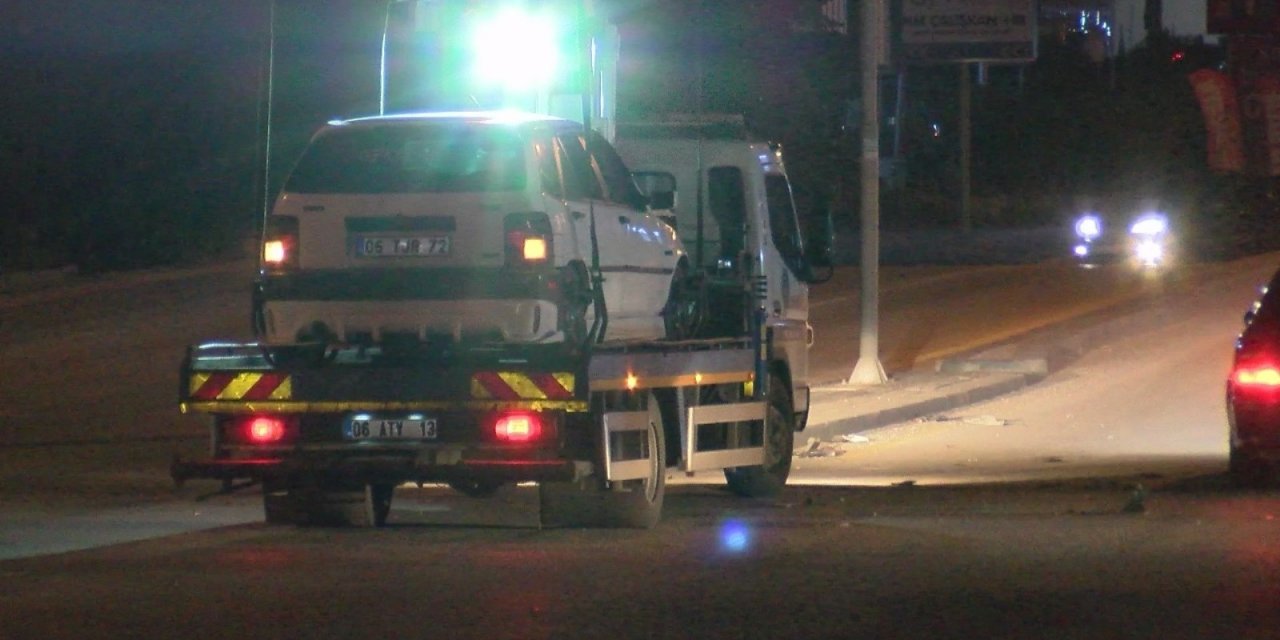 Alkollü sürücü yolun karşısına geçmeye çalışan engelli şahsa çarptı