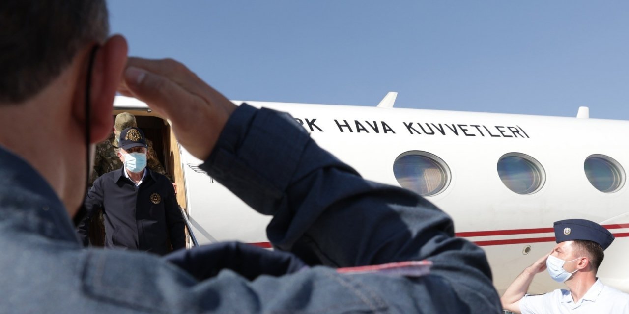 Milli Savunma Bakanı Akar: “Nereye kaçarlarsa kaçsınlar terörü bitireceğiz”