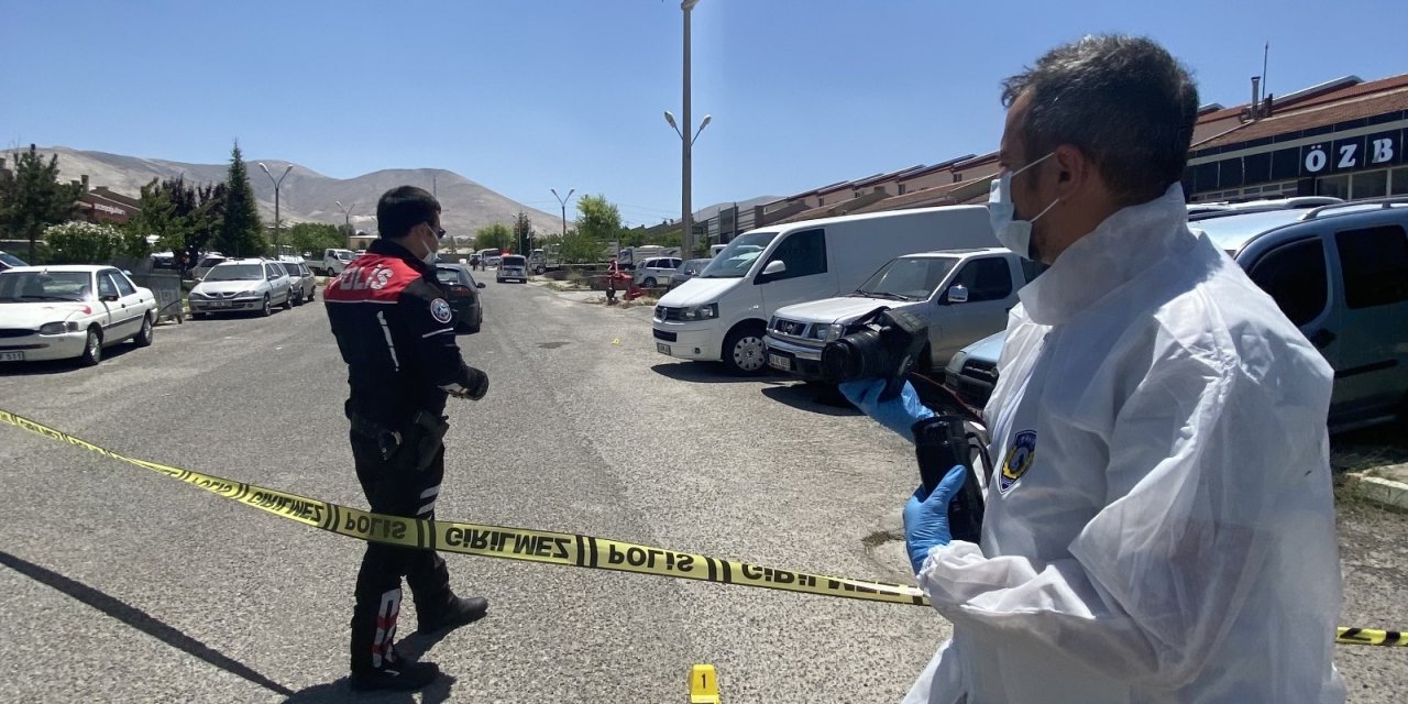 Niğde’de silahlı kavga: 1’i ağır 2 yaralı