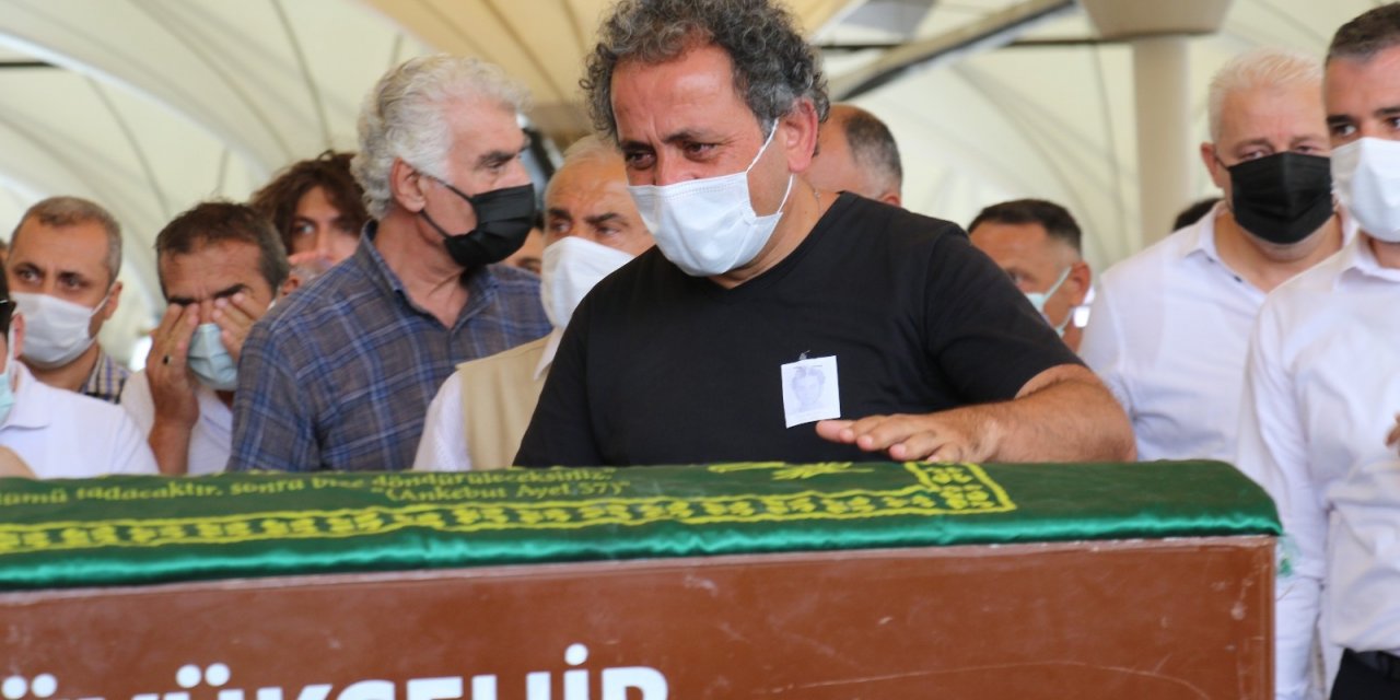 Kaçan kurbanlığı ararken hayatını kaybeden Onur Alp son yolculuğuna uğurlandı