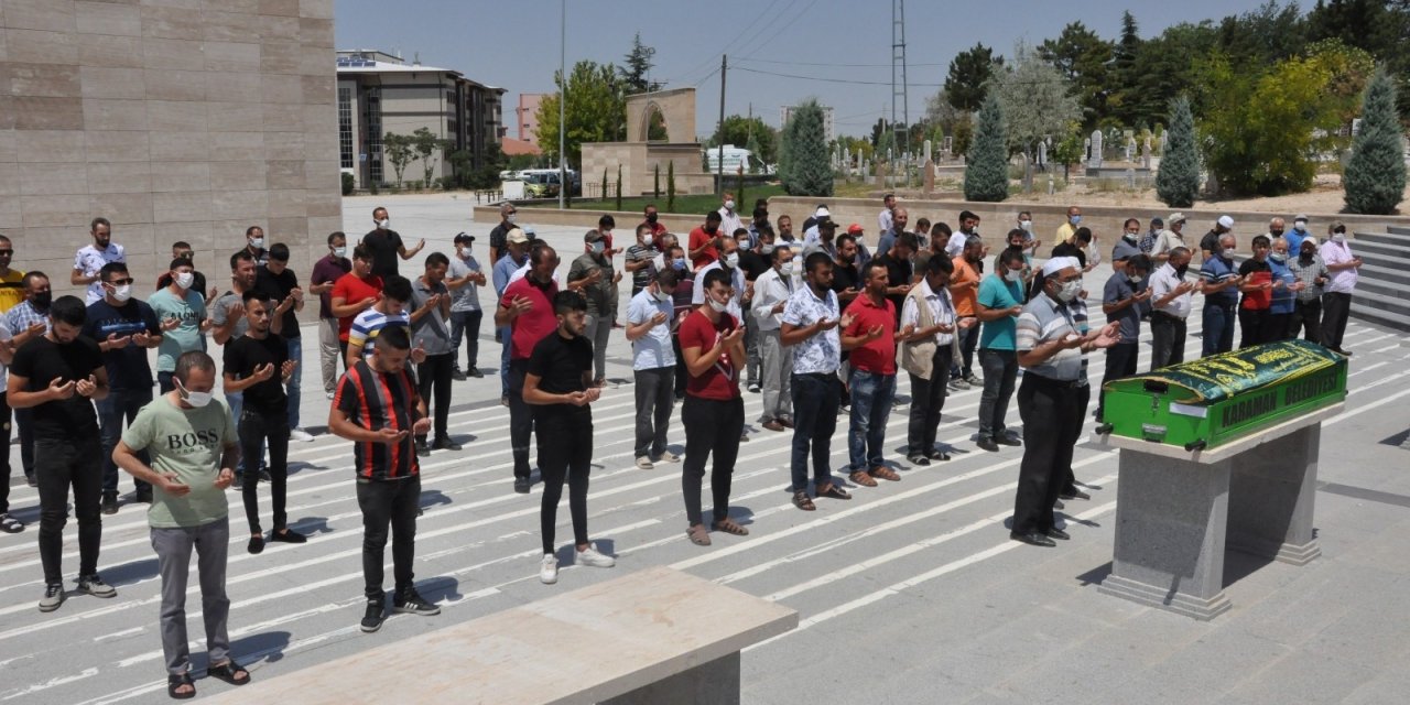 Karaman’daki komşu kavgasında hayatını kaybeden şahıs toprağa verildi