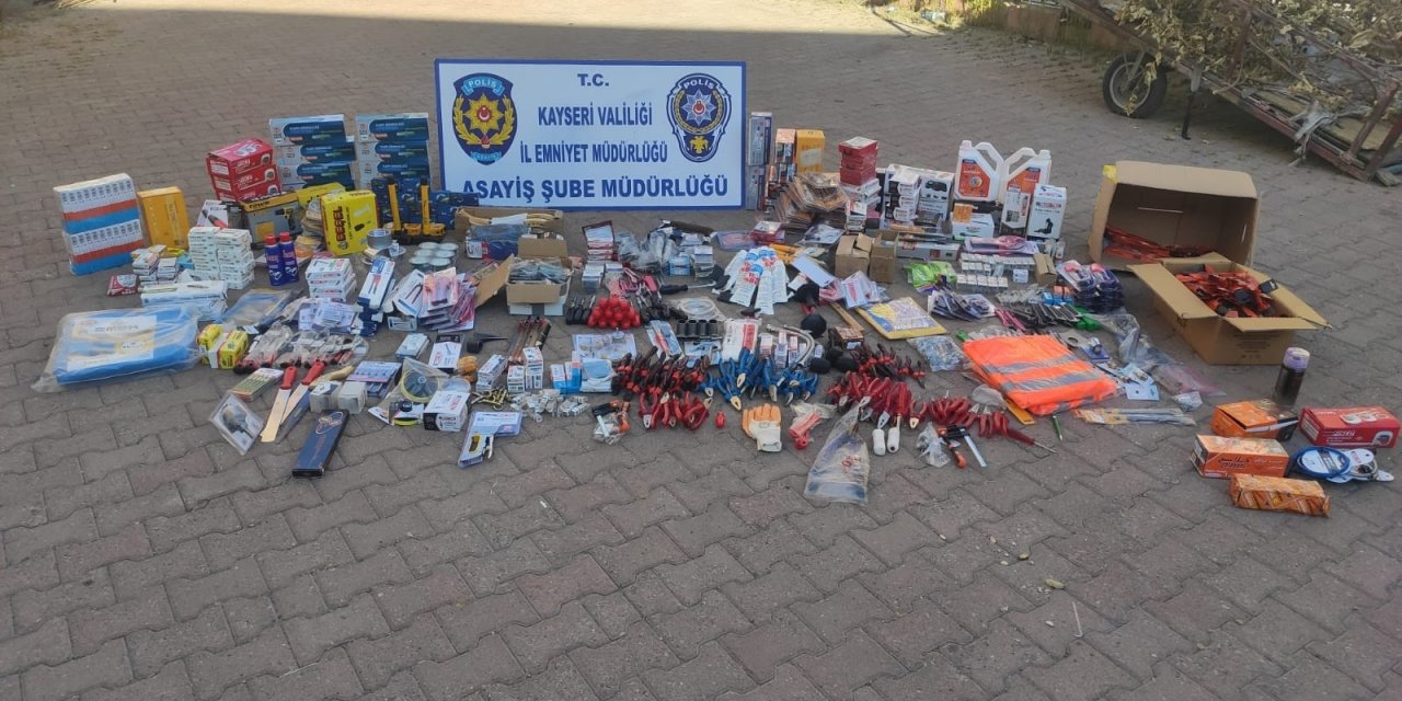 Çaldığı malzemeleri uygulamadan satışa çıkaran hırsız yakalandı
