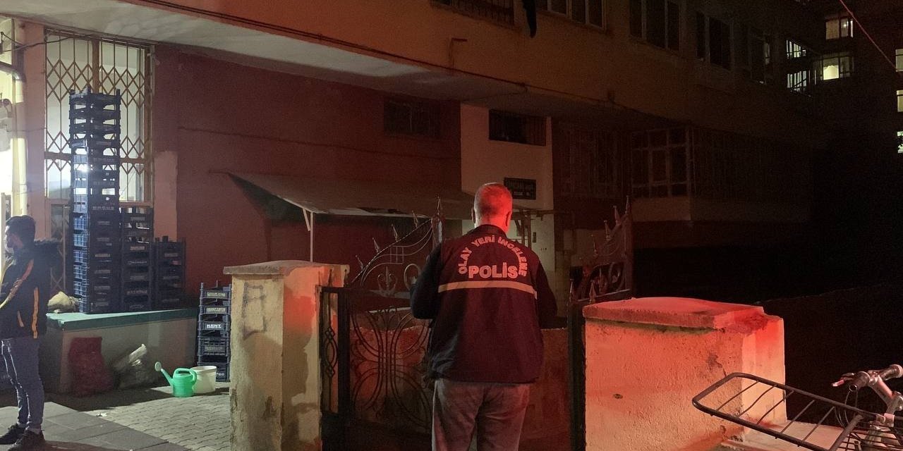 3. Katın Balkonundan Düşen 4 Yaşındaki Çocuk Ağır Yaralandı