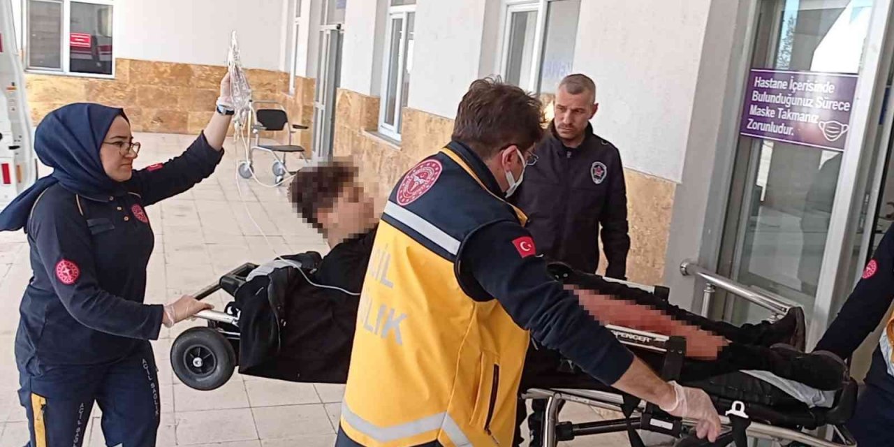 Yabancı uyruklu gencin bıçakladığı yabancı uyruklu 14 yaşındaki gencin hayati tehlikesi sürüyor