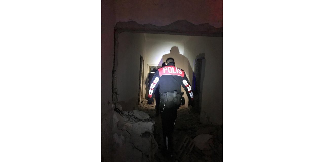Metruk bina uygulamasında hırsızlık şüphelisi 45 kişi yakalandı