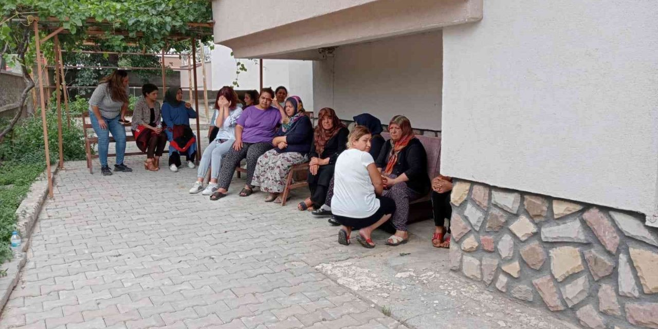 Şehit babası evinde ölü bulundu