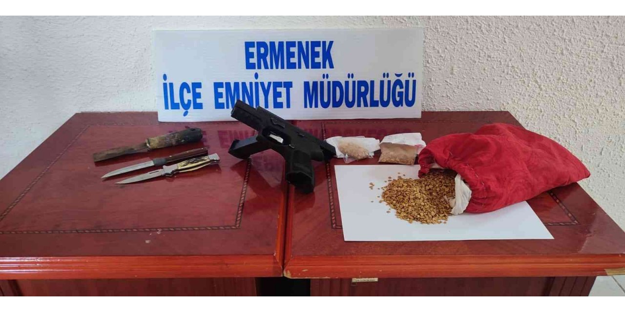 Karaman’da suçüstü yakalanan hırsızlık şüphelisi tutuklandı