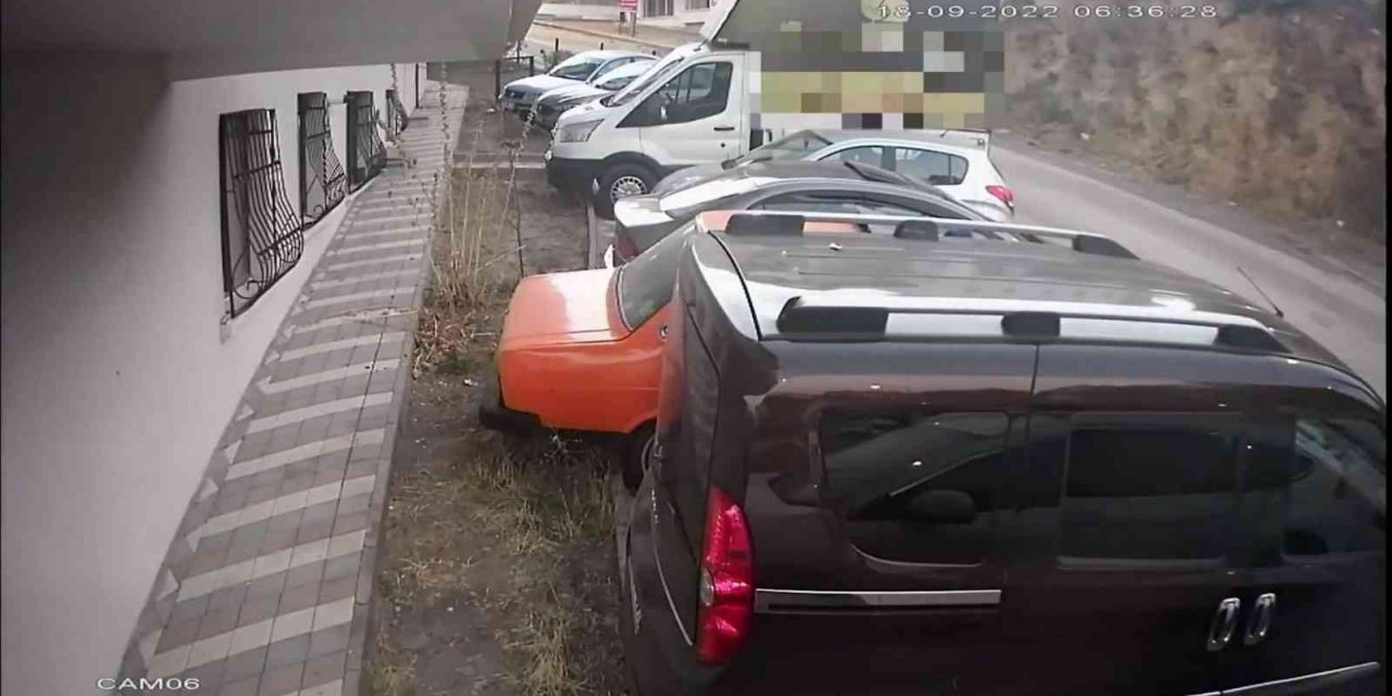Başkent’teki ‘sunroof’ hırsızları kamerada