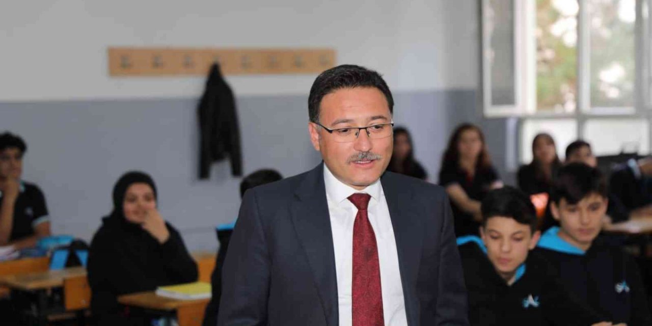 Vali Çiçek emniyeti tebrik etti: "Uyuşturucu ile mücadelede kararlıyız"