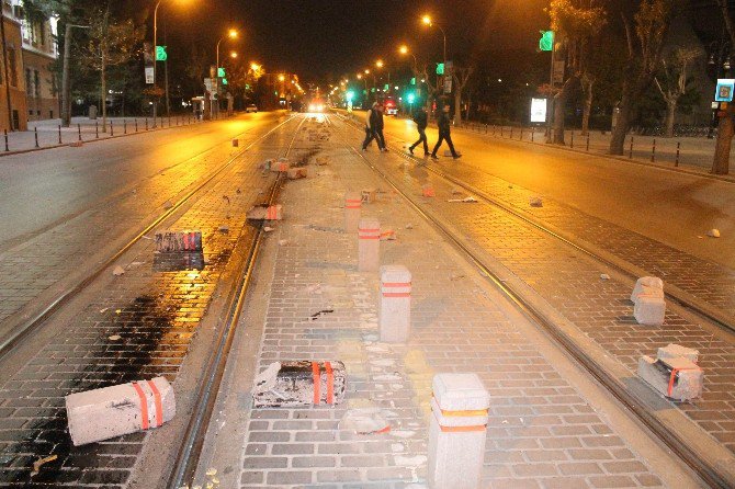 Kaza yaptığı TIR’ın içinde alkol almaya devam etti