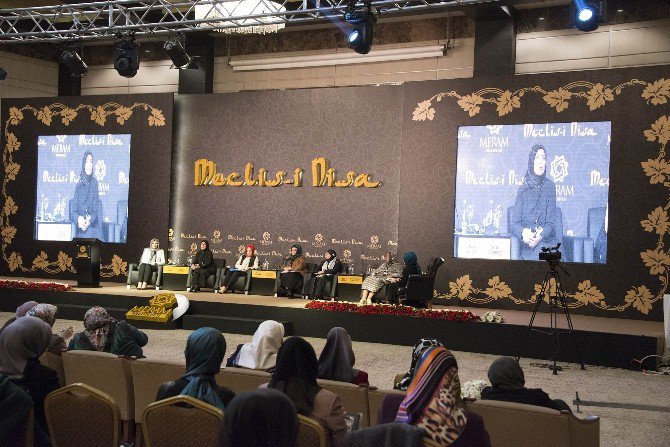 Meclis-i Nisa programının ikinci oturumu gerçekleştirildi