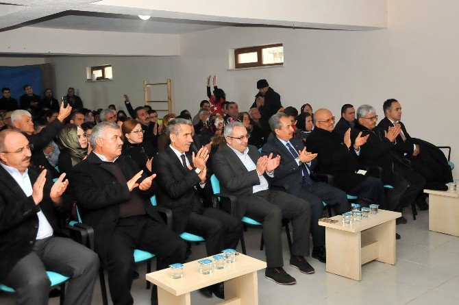 Akşehir Belediyesi’nden engelliler için ‘engelsiz taksi’ hizmeti