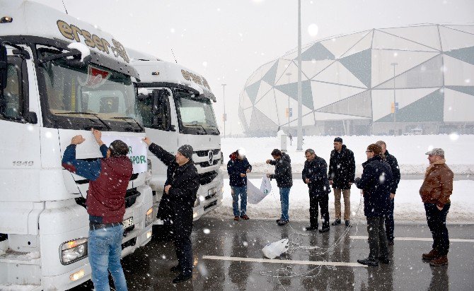 Konyaspor’dan Halepli bebeklere 2 Tır yardım