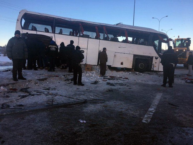 Konya’da öğrencileri taşıyan otobüs devrildi: 3 ölü, 40 yaralı