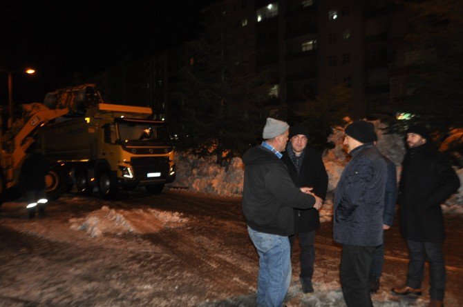 Seydişehir’de kar temizleme çalışması