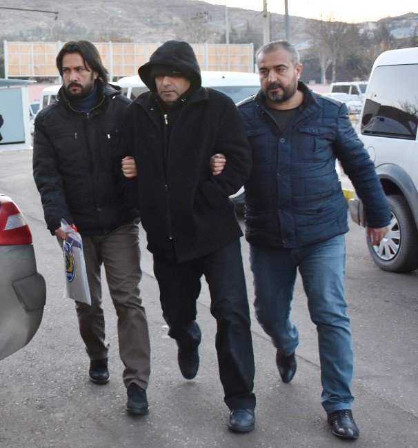 Aksaray merkezli 7 ilde FETÖ/PDY operasyonu: 22 gözaltı