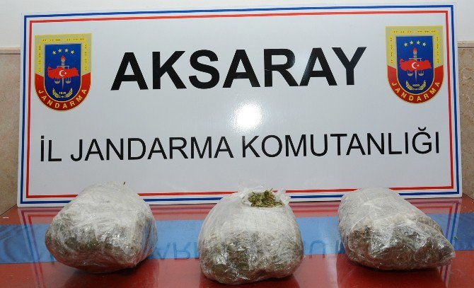 Çamaşır sulu poşetten esrar çıktı