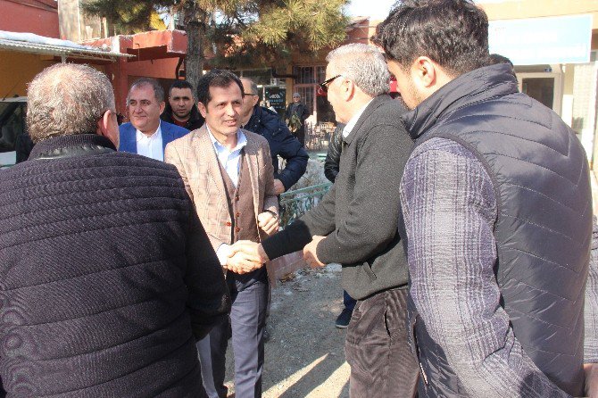 Altunyaldız, sebze ve meyve komisyoncularıyla buluştu