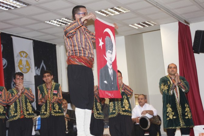 Yunak MYO öğrencileri moral gecesinde bir araya geldi
