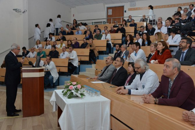 Rektör Şahin: “Tıp fakülteleri üniversitelerin lokomotifidir”
