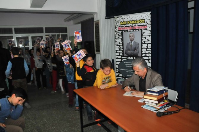 Yazar Karagöz ile Yazar Demirci’den öğrencilere tavsiyeler