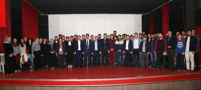 Aksaray’da gençlere Cumhurbaşkanlığını Hükümet Sistemi anlatıldı