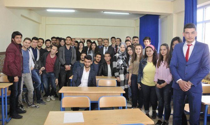 Selçuk’ta Yönetim Kurulu ve Senato, Kadınhanı’nda buluştu