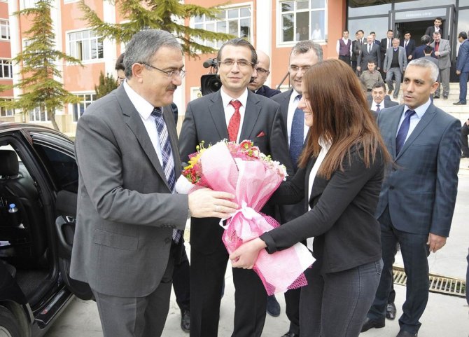 Selçuk’ta Yönetim Kurulu ve Senato, Kadınhanı’nda buluştu