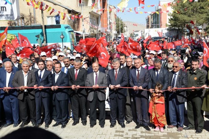 Başkan Akyürek: “Milletimiz kalkınma yolunda yürümeye kararlı”