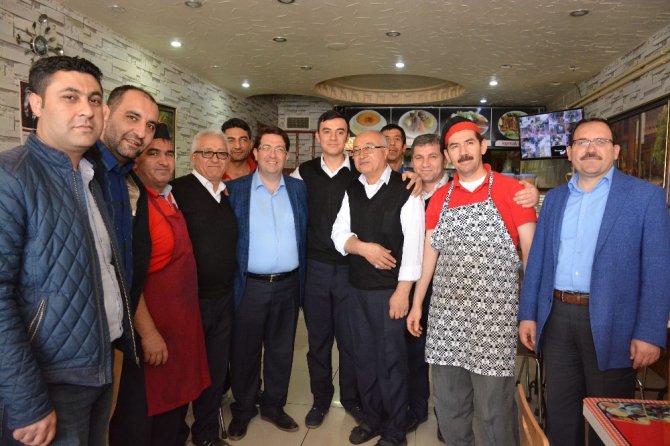 Başkan Yazgı esnafları ziyaret etti