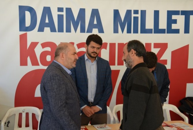 Mustafa Baloğlu ‘Evet’ çadırlarını gezdi