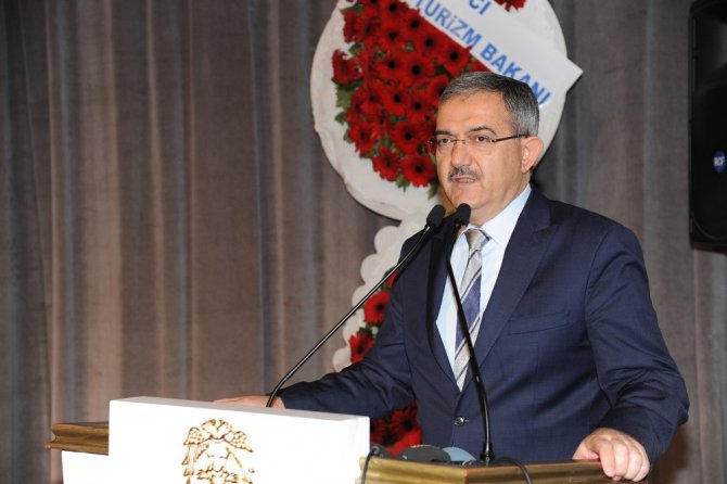 8. Uluslararası Türk Sanatı, Tarihi ve Folkloru Kongresi başladı
