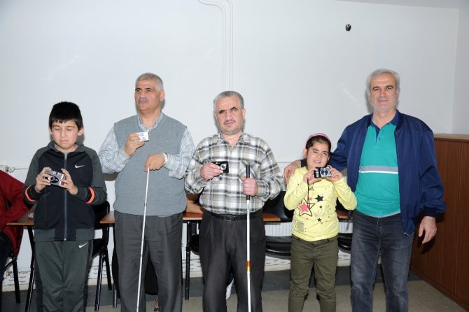 Konya’da görme engelliler için fotoğrafçılık kursu açıldı