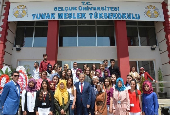 Selçuk Üniversitesi Yunak MYO açıldı