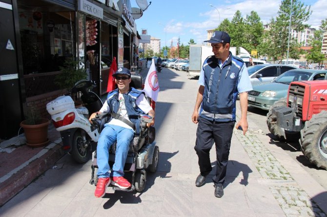 Seydişehir’de doğuştan engelli çocuk geçici fahri zabıta oldu