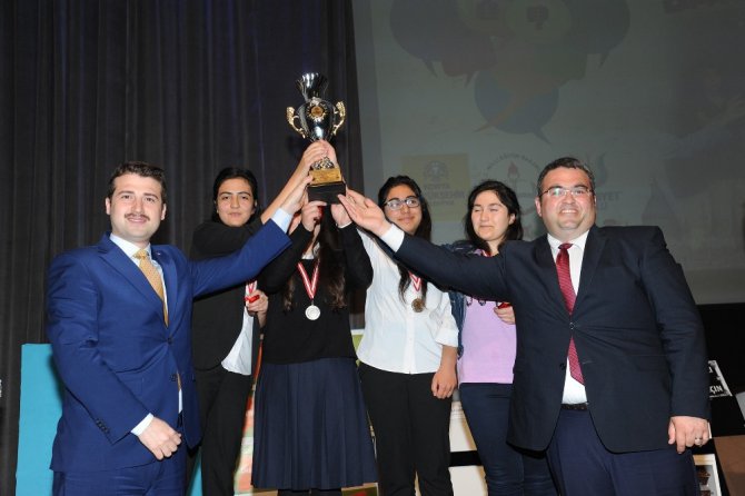 Haydi Konuş Bakalım yarışmasında ödüller sahiplerini buldu