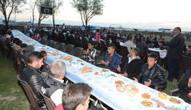 Aksaray’da tarım işçileri iftar sofrasında buluştu