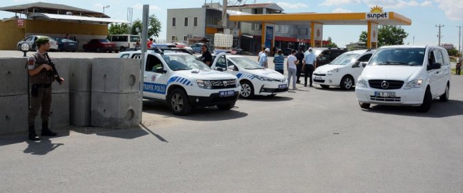 Aksaray’da uzun namlulu silahlarla bayram trafiği denetimi