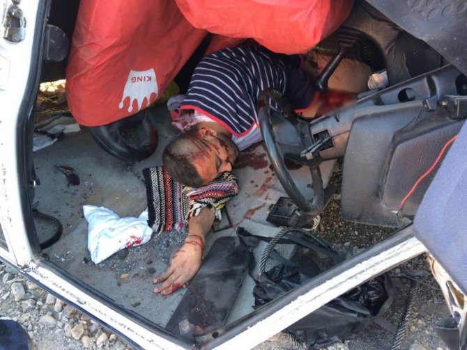 Takla atan otomobilde can pazarı