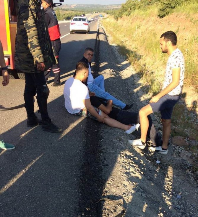 Takla atan otomobilde can pazarı
