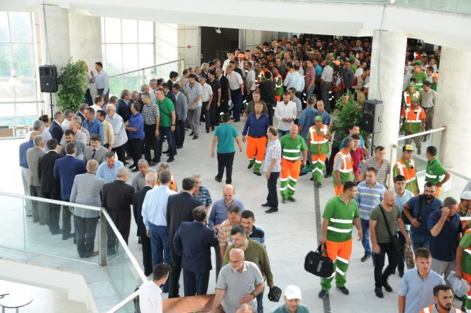 Başkan Akyürek, belediye personeliyle bayramlaştı