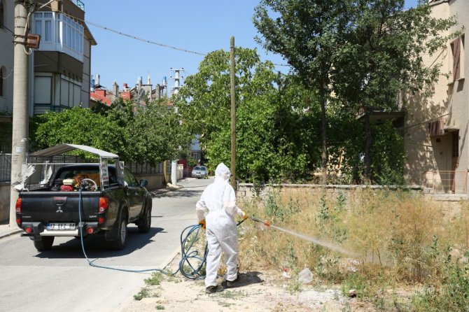 Selçuklu’da 24 ekiple ilaçlama çalışması yapılıyor