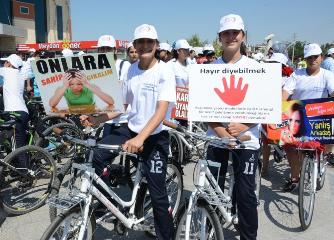 Uyuşturucuyla mücadele için pedal çevirdiler