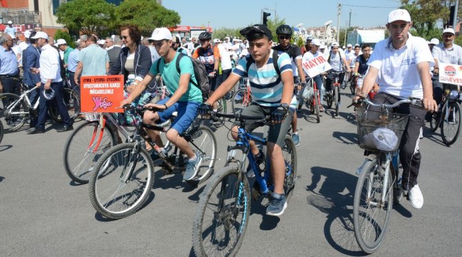 Uyuşturucuyla mücadele için pedal çevirdiler