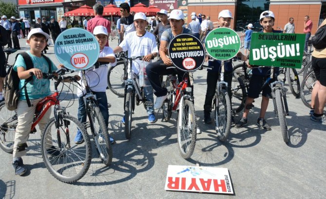 Uyuşturucuyla mücadele için pedal çevirdiler