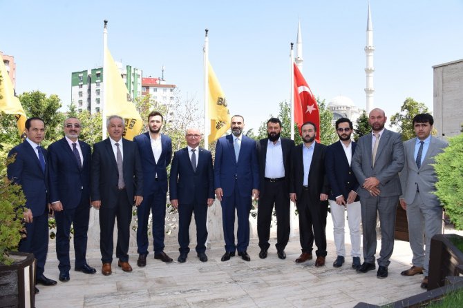 Belh Valisi Ata Muhammed Nur’dan Büyükşehir’e ziyaret